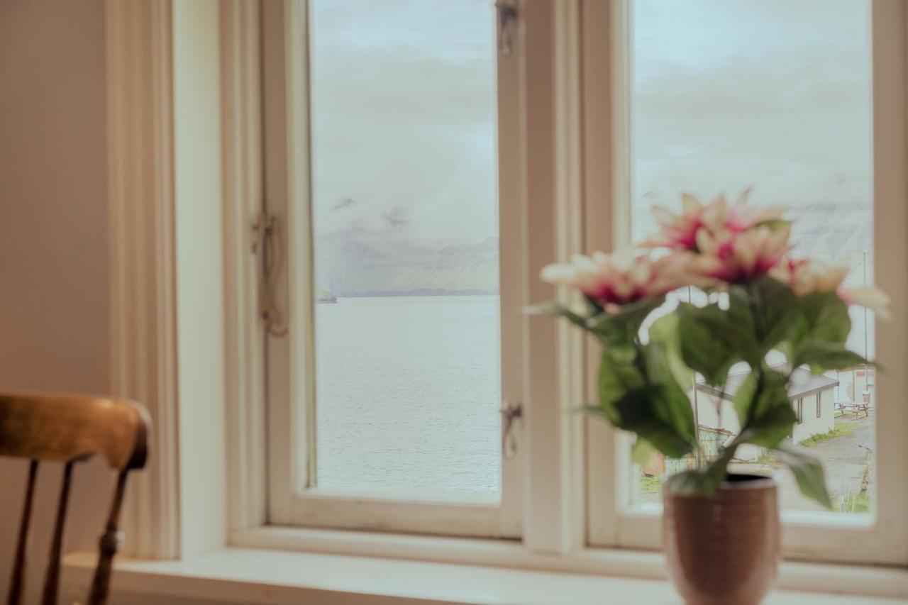 Authentic Faroese House / Unique Location / Nature Hellurnar Esterno foto