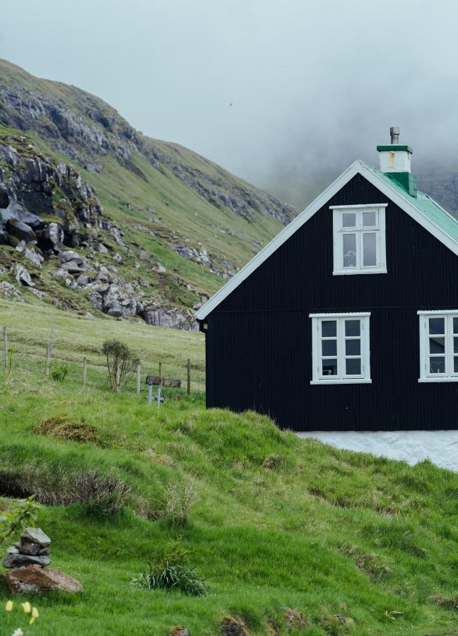 Authentic Faroese House / Unique Location / Nature Hellurnar Esterno foto